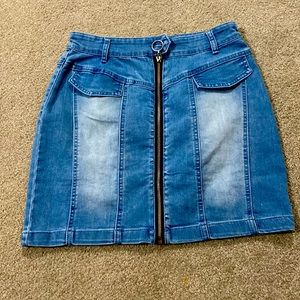 Denim skirt
